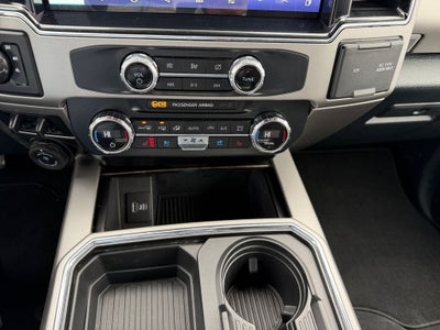 2022 Ford Super Duty F-350 SRW XL