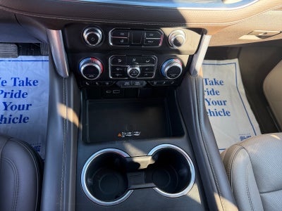 2023 GMC Yukon XL SLT
