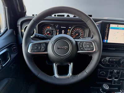 2025 Jeep Wrangler WRANGLER 4-DOOR SAHARA