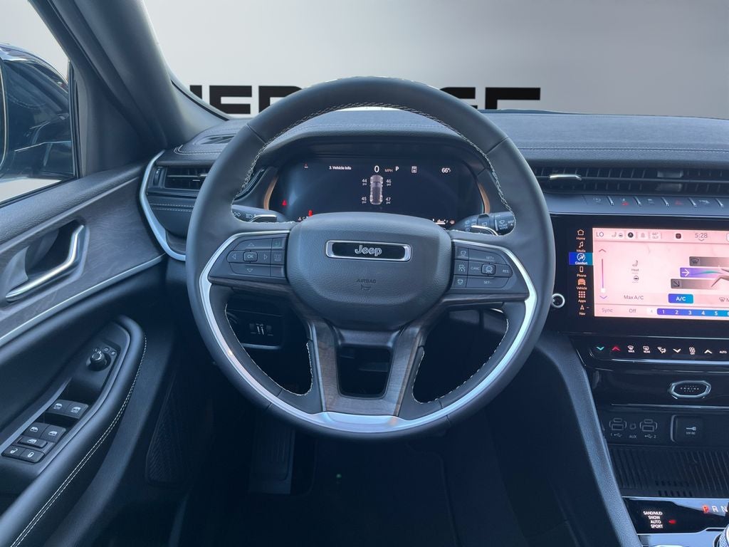 2026 Jeep Grand Cherokee GRAND CHEROKEE LAREDO ALTITUDE 4X4