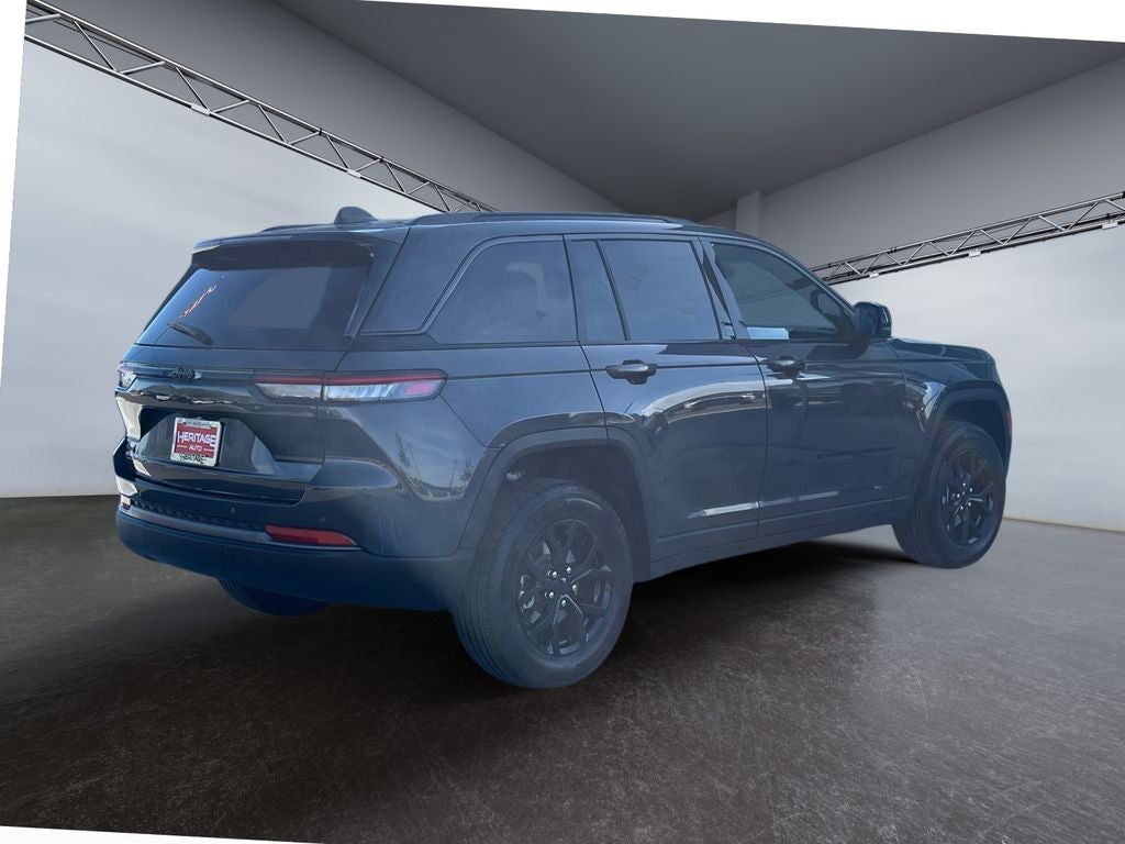 2026 Jeep Grand Cherokee GRAND CHEROKEE LAREDO ALTITUDE 4X4