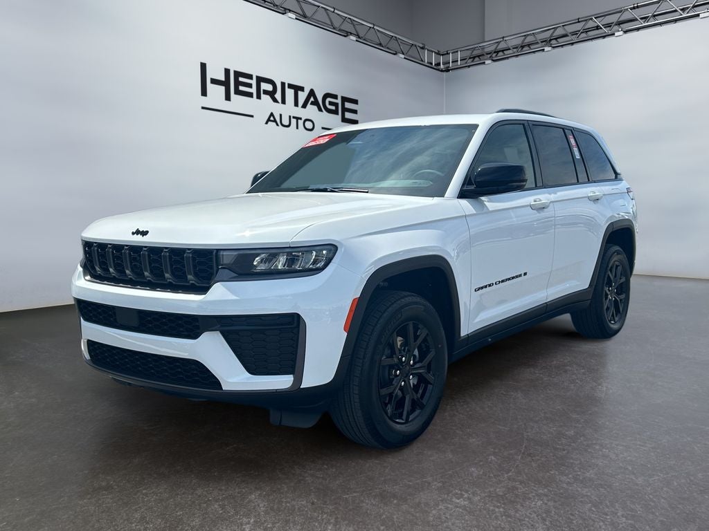 2026 Jeep Grand Cherokee GRAND CHEROKEE LAREDO ALTITUDE 4X4