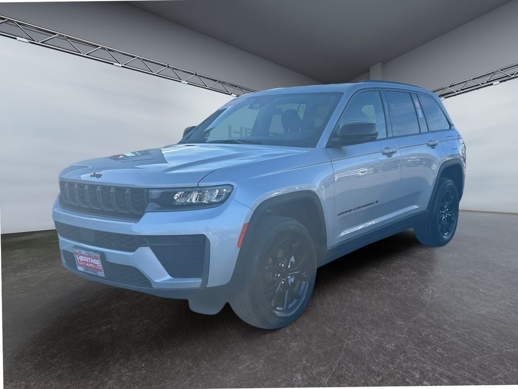2026 Jeep Grand Cherokee GRAND CHEROKEE LAREDO ALTITUDE 4X4