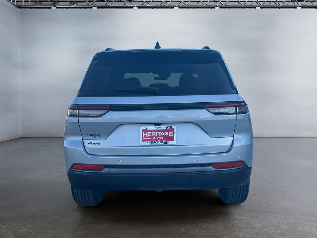 2026 Jeep Grand Cherokee GRAND CHEROKEE LAREDO ALTITUDE 4X4