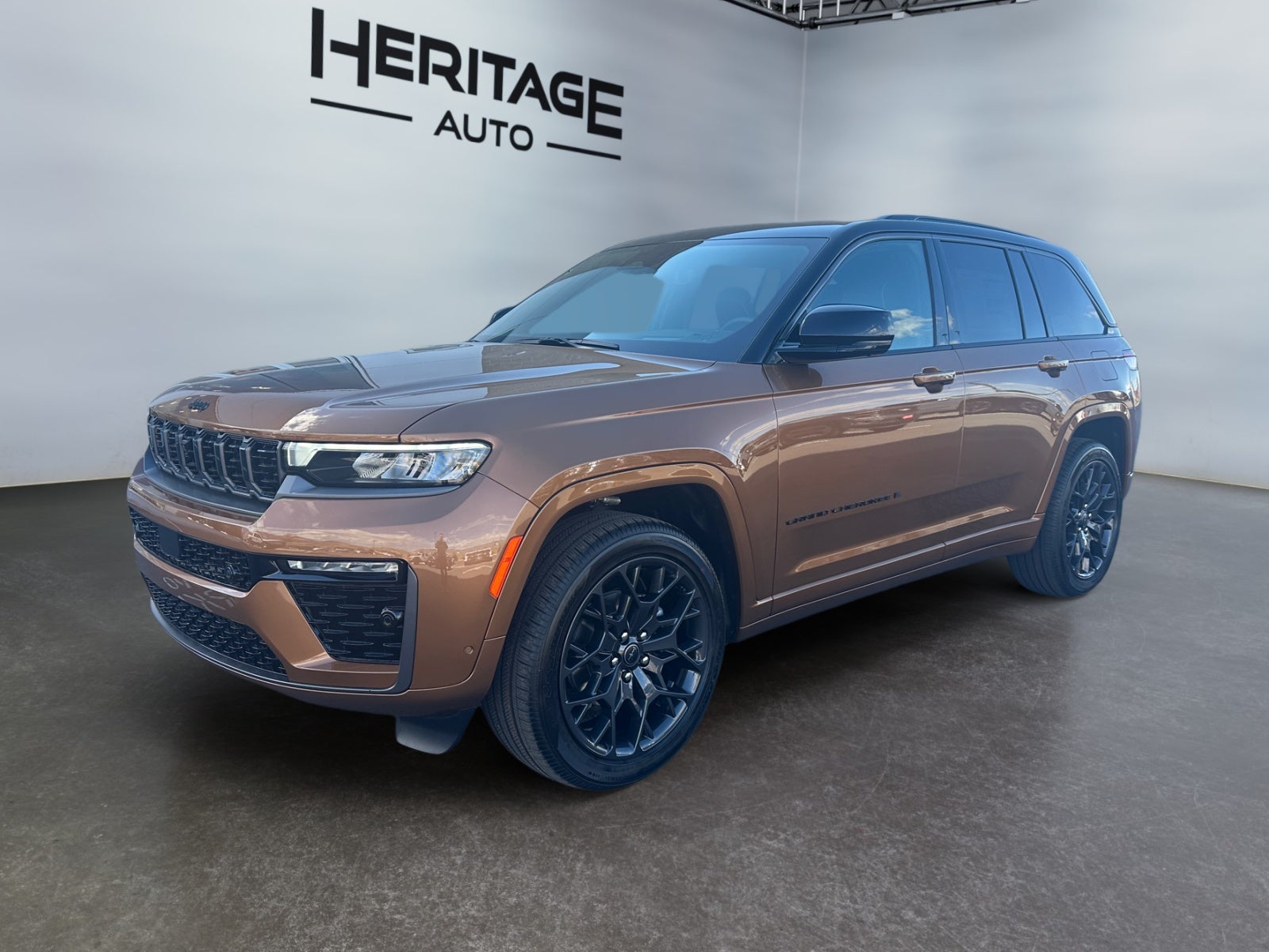 2027 Jeep Grand Cherokee GRAND CHEROKEE SUMMIT 4X4