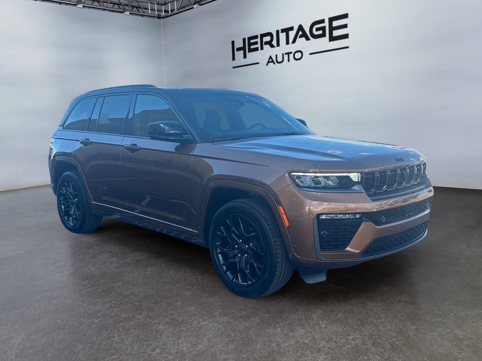 2027 Jeep Grand Cherokee GRAND CHEROKEE SUMMIT 4X4