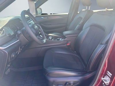2024 Jeep Grand Cherokee L Altitude 4x4