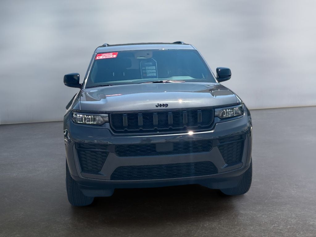 2026 Jeep Grand Cherokee GRAND CHEROKEE L LAREDO ALTITUDE 4X4