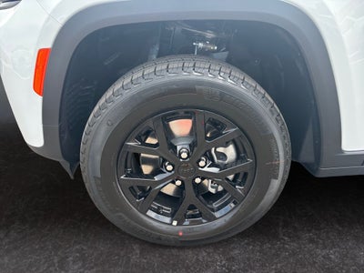2026 Jeep Grand Cherokee GRAND CHEROKEE L LAREDO ALTITUDE 4X4