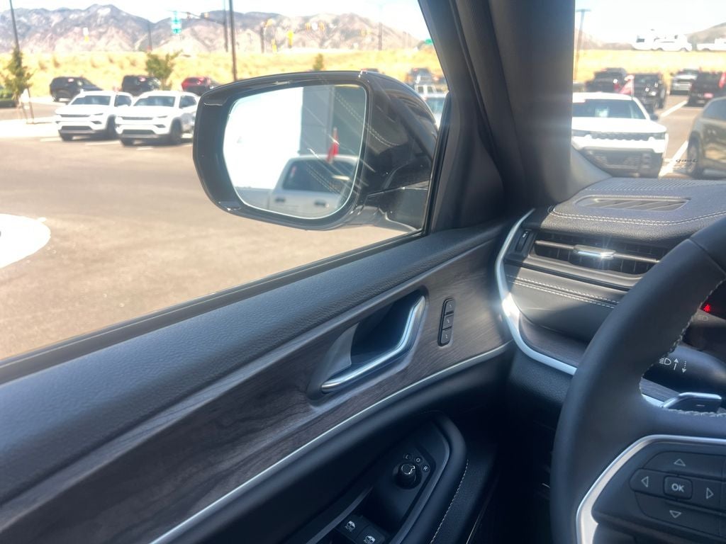2026 Jeep Grand Cherokee GRAND CHEROKEE L LIMITED RESERVE 4X4