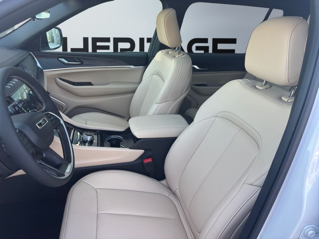 2026 Jeep Grand Cherokee GRAND CHEROKEE L LIMITED 4X4