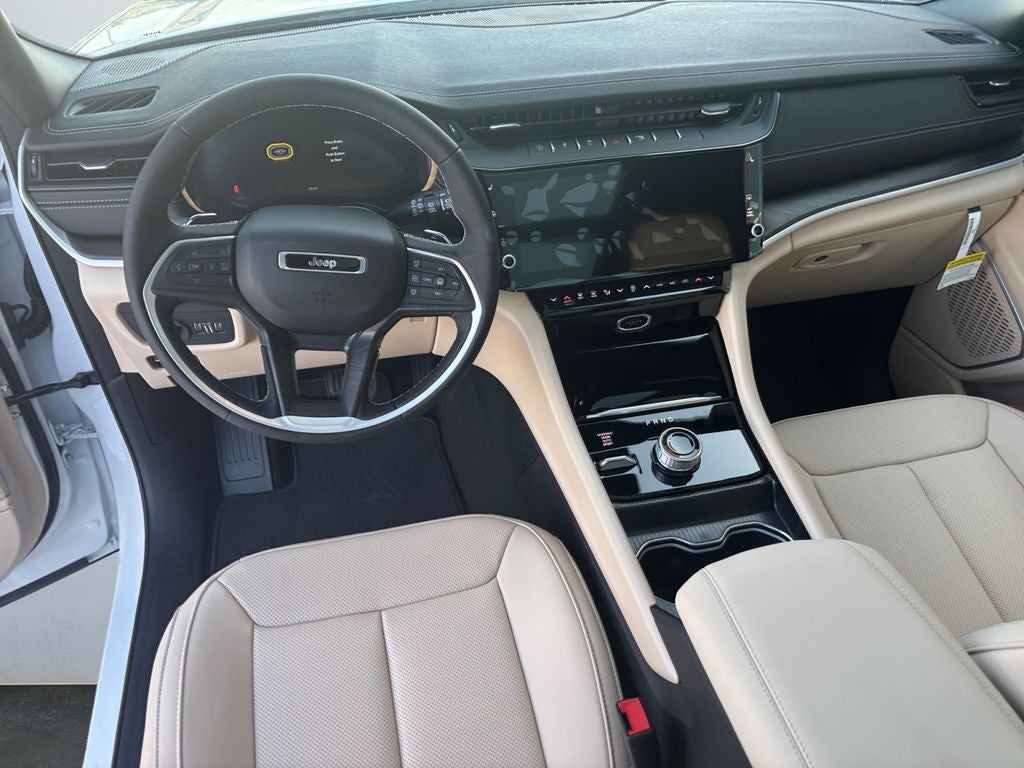 2026 Jeep Grand Cherokee GRAND CHEROKEE L LIMITED 4X4