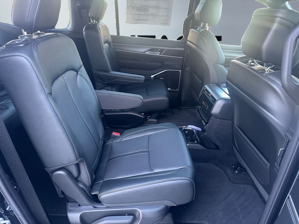 2026 Jeep Grand Wagoneer GRAND WAGONEER LIMITED RESERVE 4X4