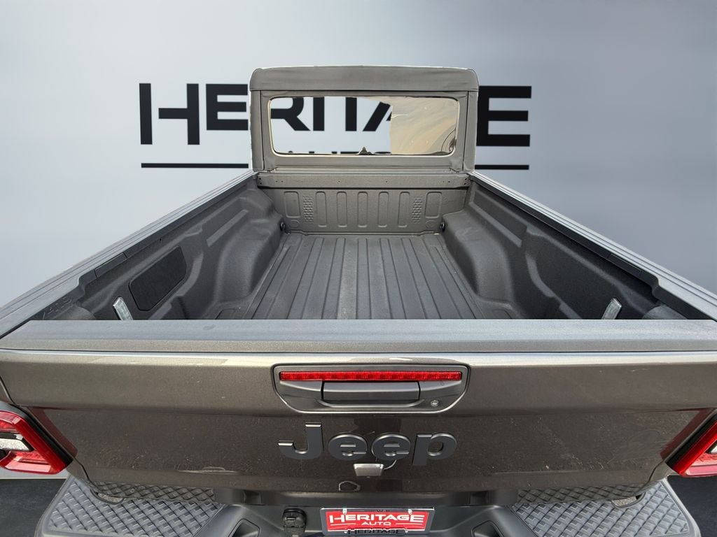 2025 Jeep Gladiator Willys