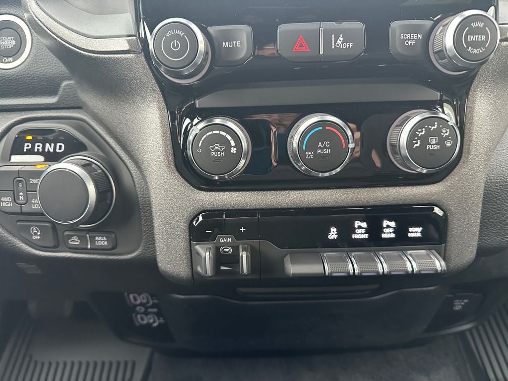 2026 RAM Ram 1500 RAM 1500 WARLOCK CREW CAB 4X4 5'7' BOX