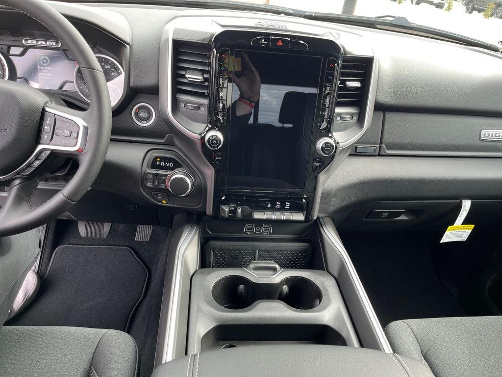 2026 RAM Ram 1500 RAM 1500 BIG HORN CREW CAB 4X4 6'4' BOX