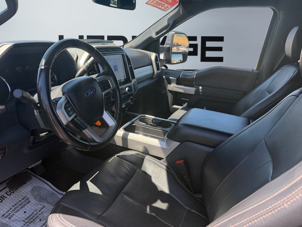 2022 Ford F-350 LARIAT