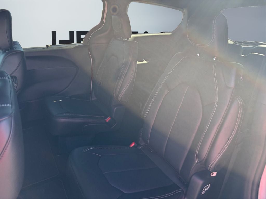 2027 Chrysler Pacifica PACIFICA SELECT AWD