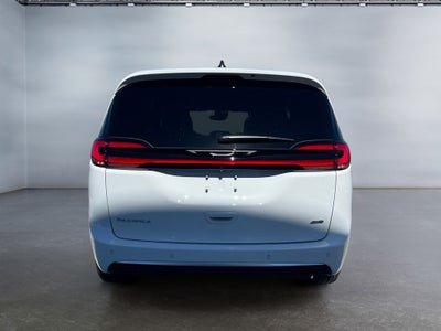 2027 Chrysler Pacifica PACIFICA SELECT AWD