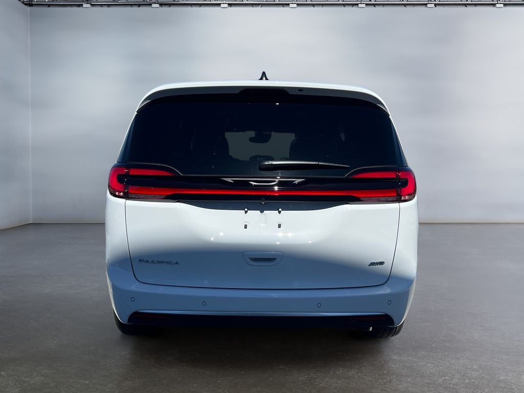 2027 Chrysler Pacifica PACIFICA SELECT AWD