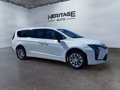 2027 Chrysler Pacifica PACIFICA SELECT AWD