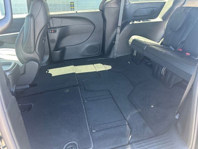2027 Chrysler Pacifica PACIFICA SELECT AWD