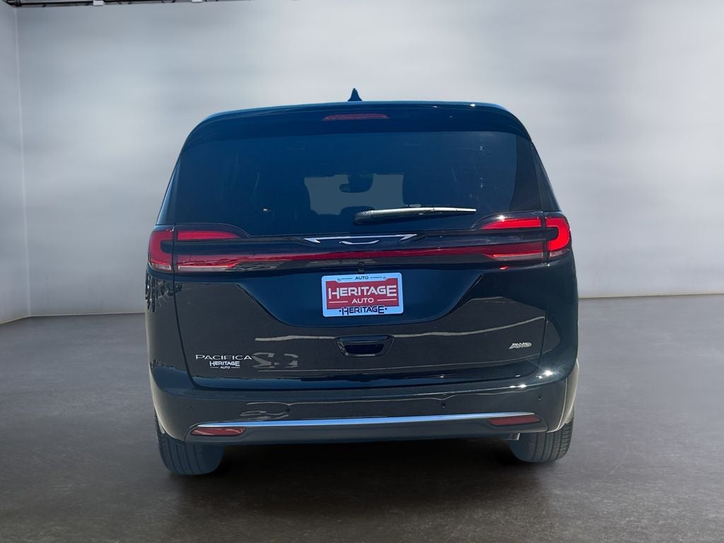 2027 Chrysler Pacifica PACIFICA SELECT AWD