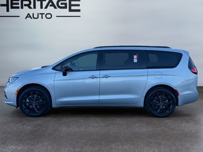 2026 Chrysler Pacifica PACIFICA SELECT AWD