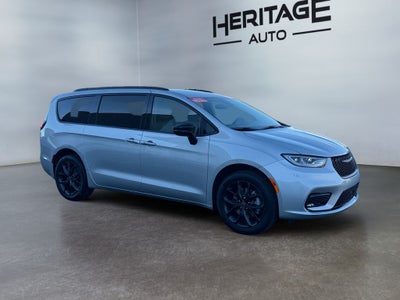 2026 Chrysler Pacifica PACIFICA SELECT AWD