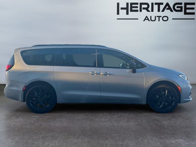 2026 Chrysler Pacifica PACIFICA LIMITED AWD
