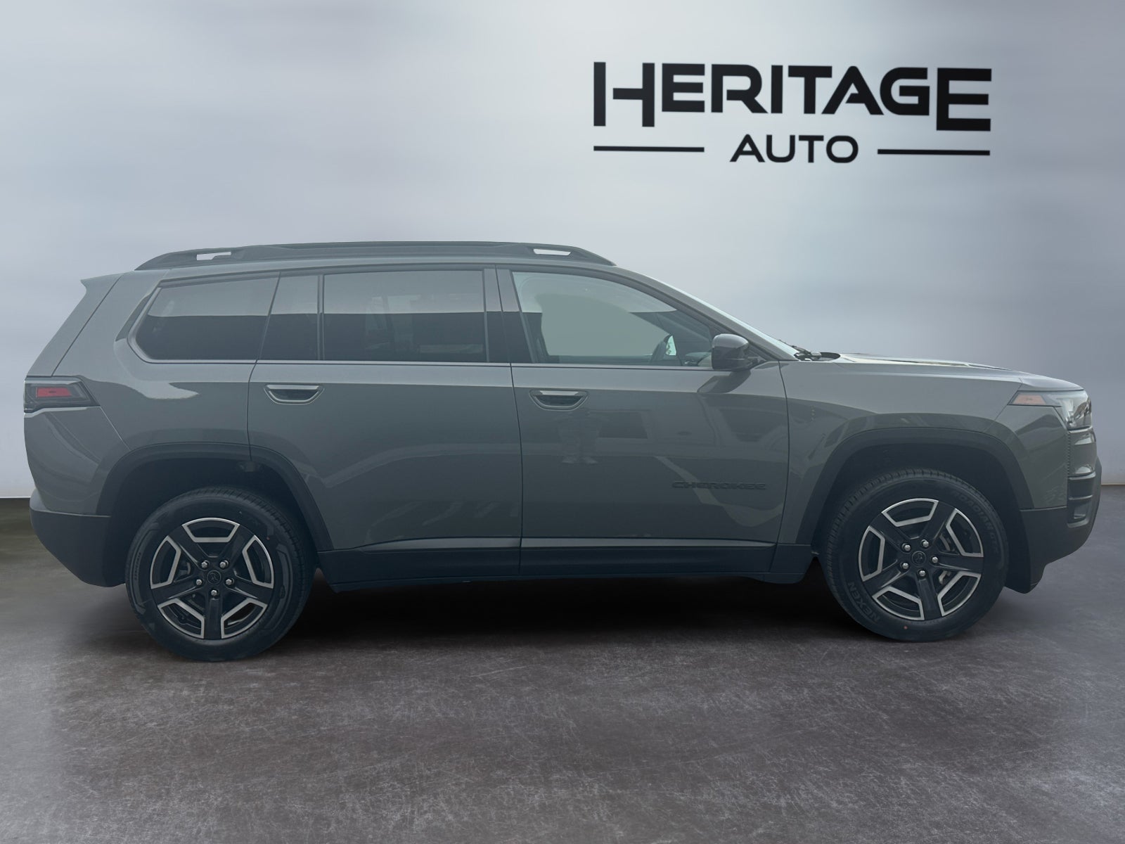 2027 Jeep Cherokee CHEROKEE LAREDO 4X4