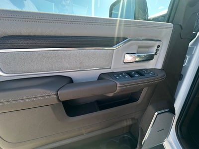 2026 RAM Ram 3500 RAM 3500 LARAMIE CREW CAB 4X4 8' BOX