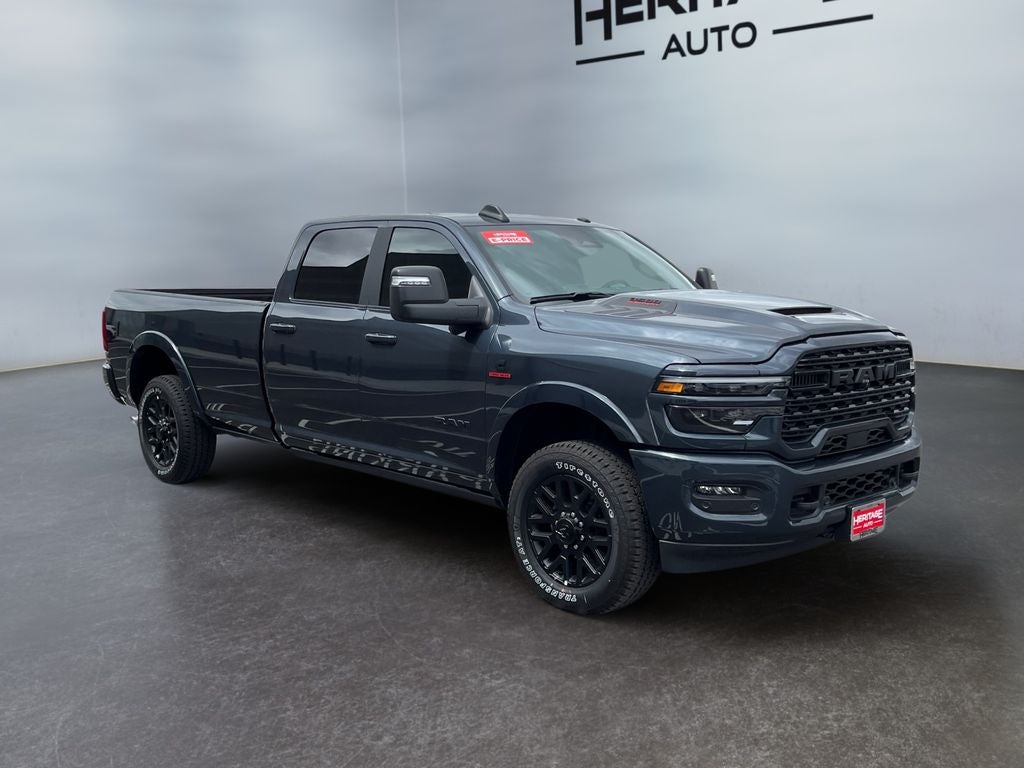 2026 RAM Ram 3500 RAM 3500 LIMITED CREW CAB 4X4 8' BOX