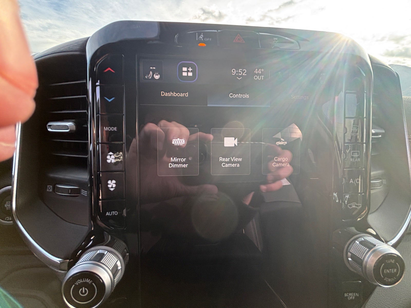 2027 RAM 2500 RAM 2500 LARAMIE CREW CAB 4X4 6'4' BOX