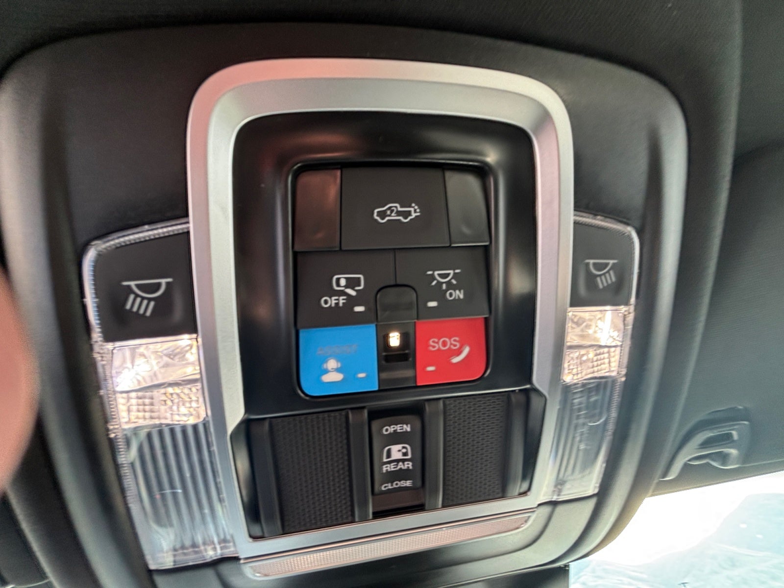 2027 RAM 2500 RAM 2500 LARAMIE CREW CAB 4X4 6'4' BOX