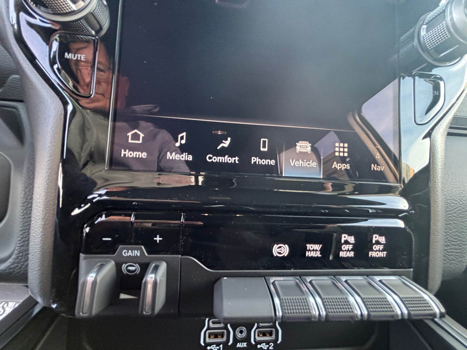2027 RAM 2500 RAM 2500 LARAMIE CREW CAB 4X4 6'4' BOX