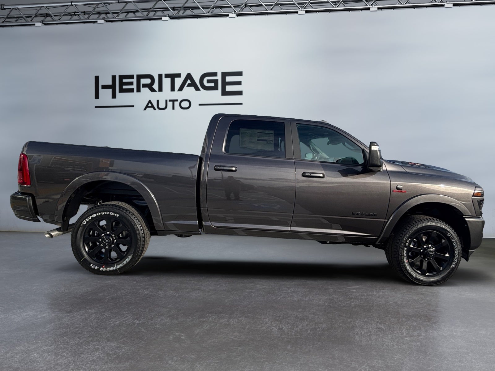 2027 RAM 2500 RAM 2500 LARAMIE CREW CAB 4X4 6'4' BOX