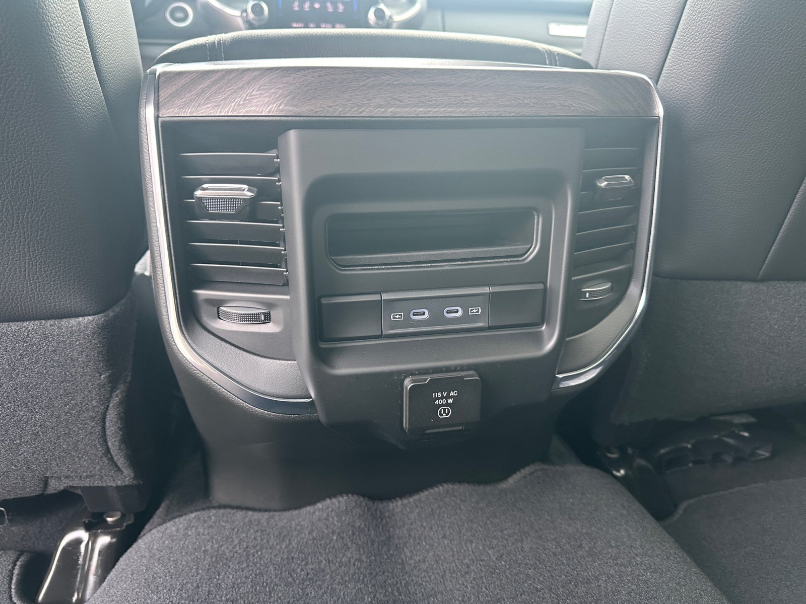 2027 RAM 2500 RAM 2500 LARAMIE CREW CAB 4X4 6'4' BOX