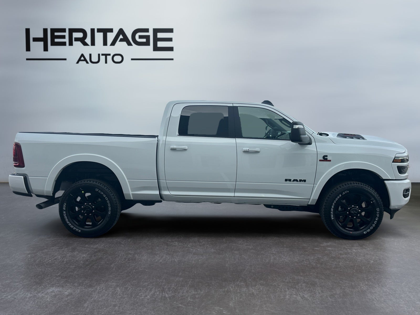 2027 RAM 2500 RAM 2500 LARAMIE CREW CAB 4X4 6'4' BOX