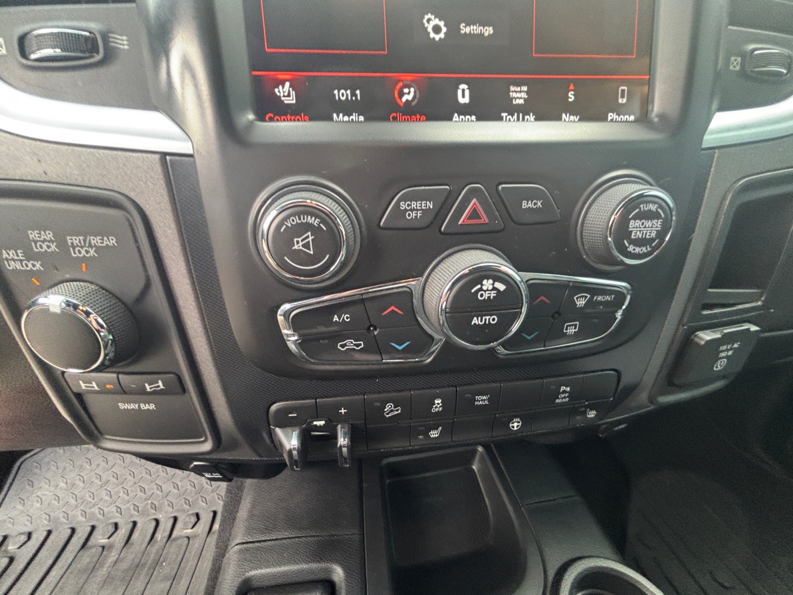 2018 RAM 2500 Power Wagon Crew Cab 4x4 6'4' Box