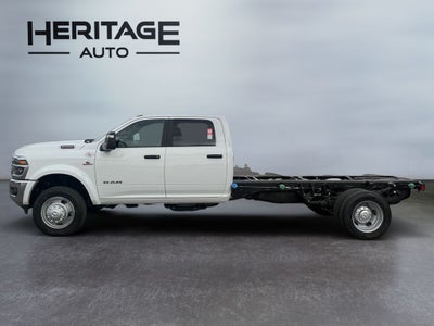 2026 RAM Ram 5500 Chassis Cab RAM 5500 BIG HORN CHASSIS CREW CAB 4X4 84' CA