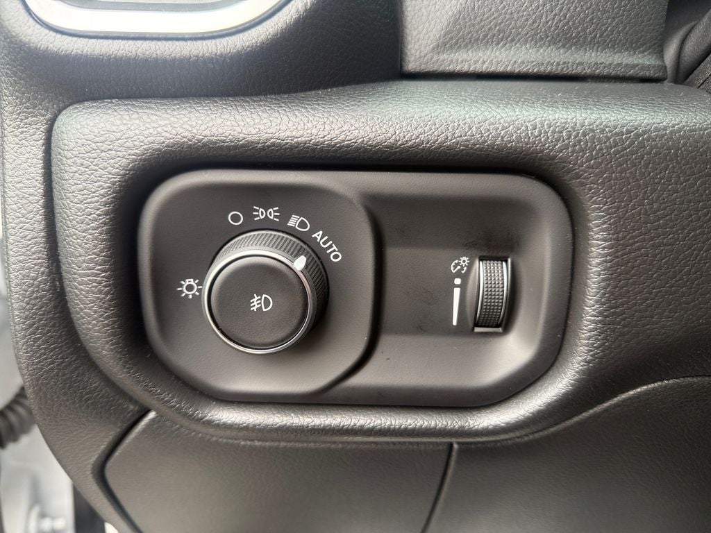 2026 RAM Ram 5500 Chassis Cab RAM 5500 BIG HORN CHASSIS CREW CAB 4X4 84' CA