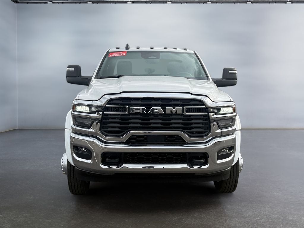 2026 RAM Ram 5500 Chassis Cab RAM 5500 BIG HORN CHASSIS CREW CAB 4X4 84' CA