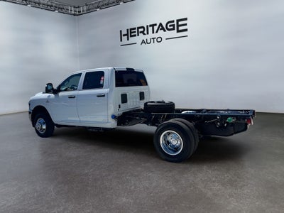 2026 RAM Ram 3500 Chassis Cab RAM 3500 TRADESMAN CREW CAB CHASSIS 4X4 60' CA