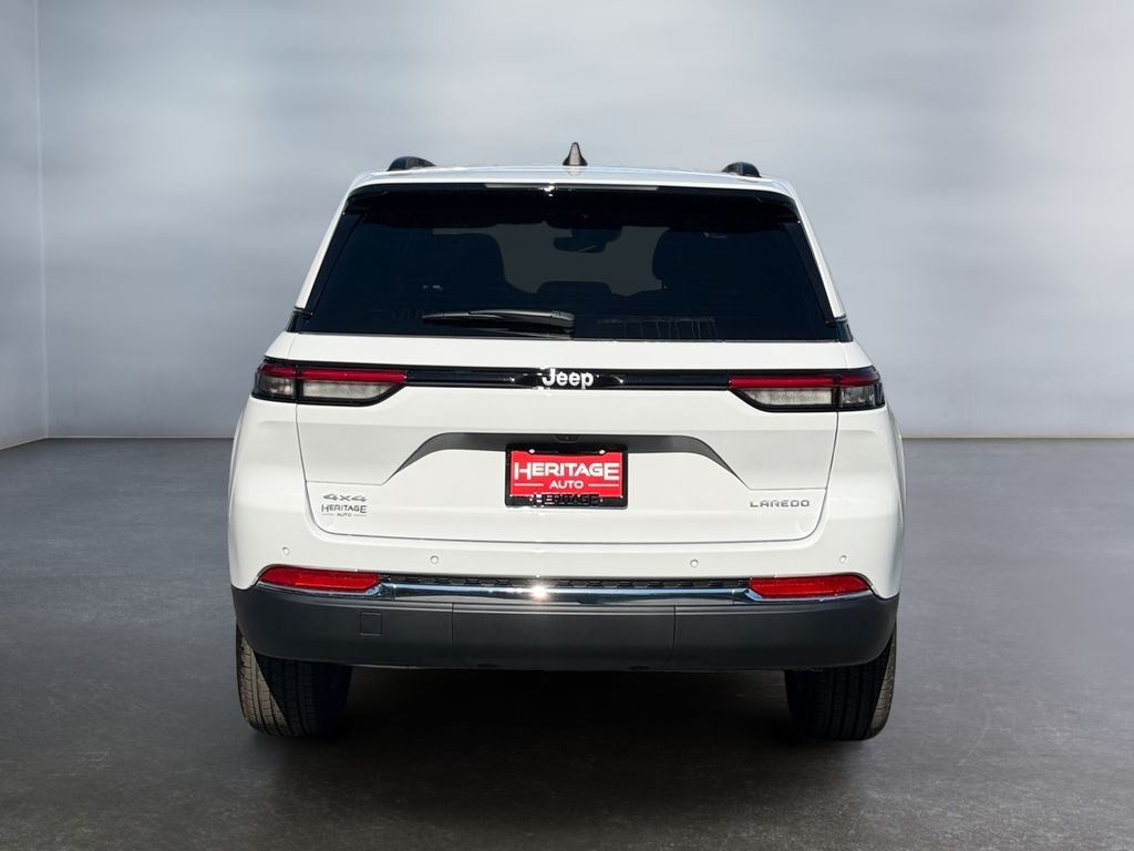 2026 Jeep Grand Cherokee GRAND CHEROKEE LAREDO X 4X4
