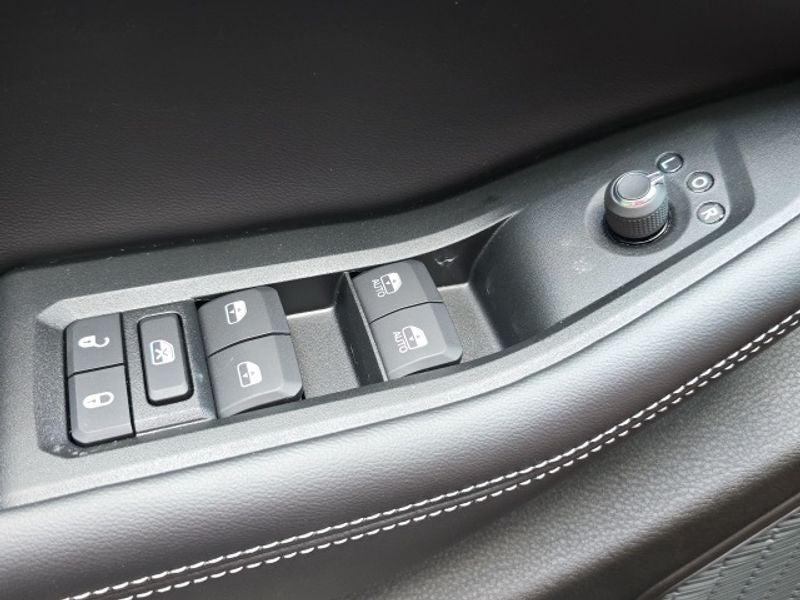 2025 Jeep Grand Cherokee GRAND CHEROKEE ALTITUDE 4X4