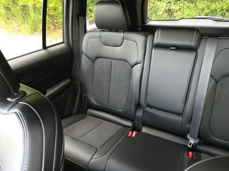 2025 Jeep Grand Cherokee GRAND CHEROKEE ALTITUDE 4X4