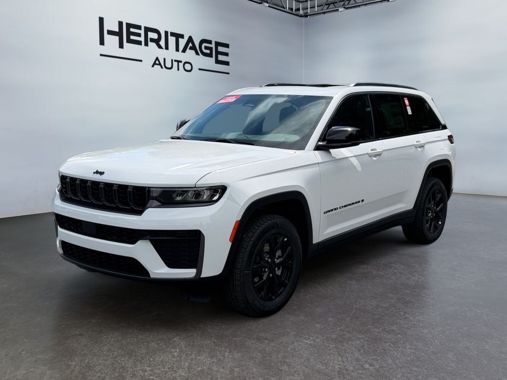 2026 Jeep Grand Cherokee GRAND CHEROKEE LAREDO ALTITUDE 4X4
