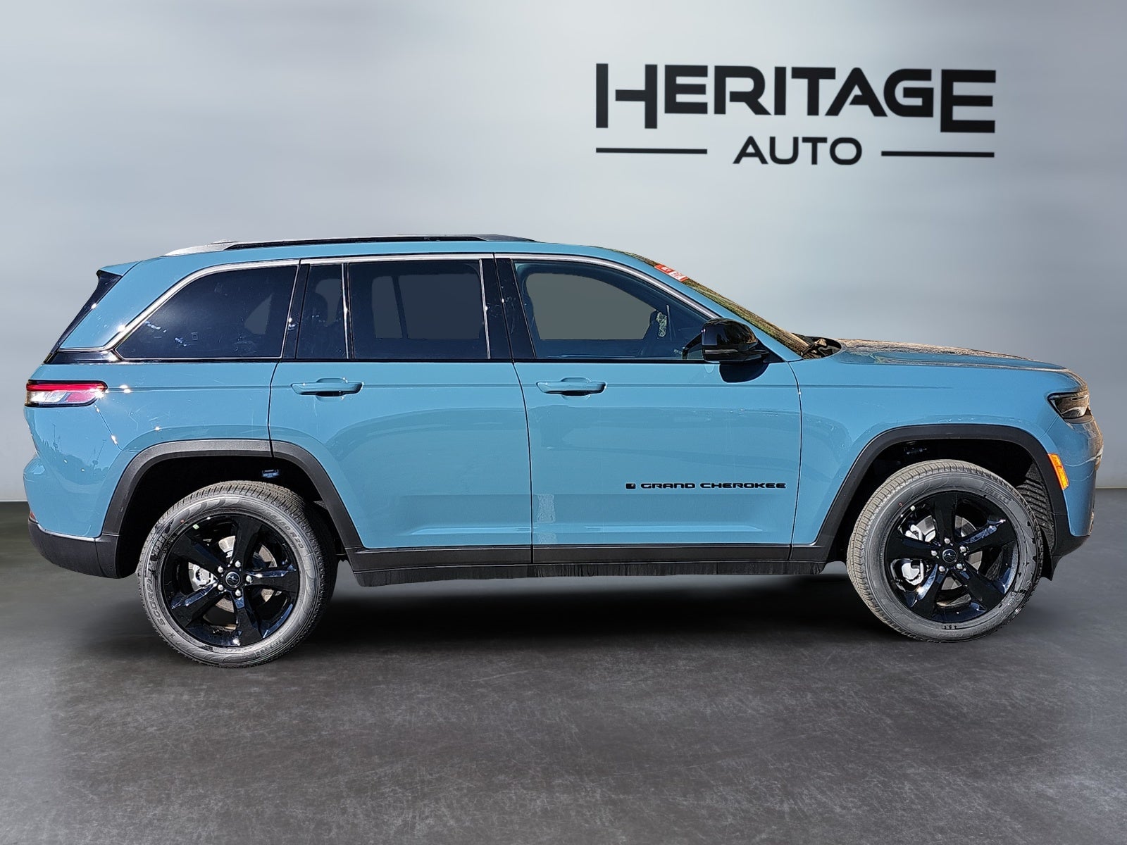 2027 Jeep Grand Cherokee GRAND CHEROKEE LIMITED 4X4