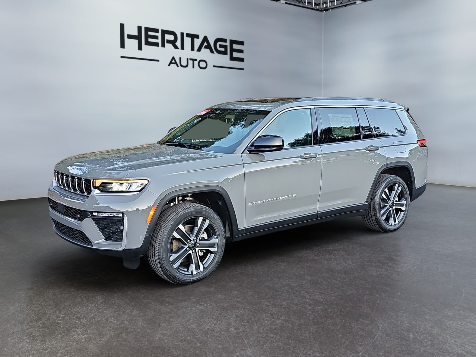 2027 Jeep Grand Cherokee GRAND CHEROKEE L LIMITED 4X4